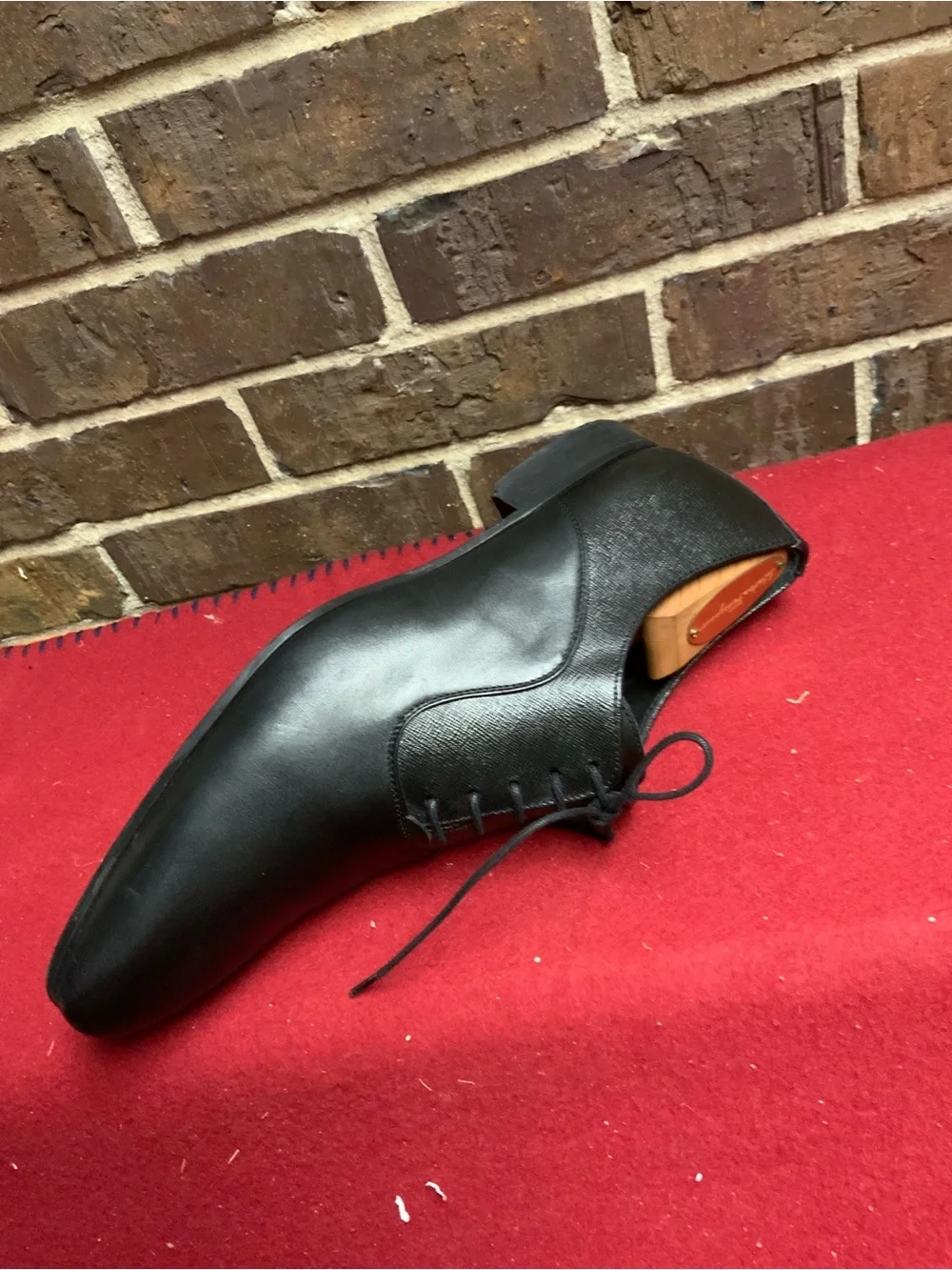 Men's Black Leather Lace-Up Oxford Derby